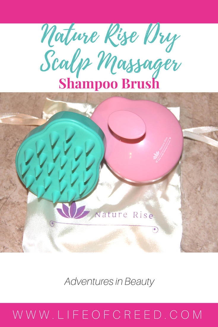 Nature Rise Dry Scalp Massager Shampoo Brush | Now, it was time to put it to the test with some shampoo to see if it worked as well in wet hair. Guess what?? It did!! I actually used both massagers to scratch/massage my hair while lathering the shampoo throughout my hair. 
