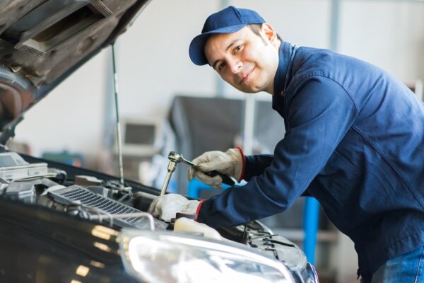 All You Need to Know About Hiring a Professional and Cheap Auto ...